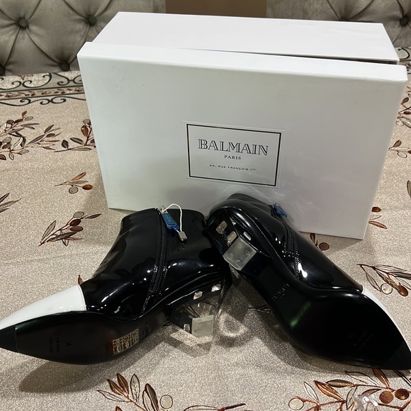 - Balmain Patent Leather Booties - Picture 8 of 13